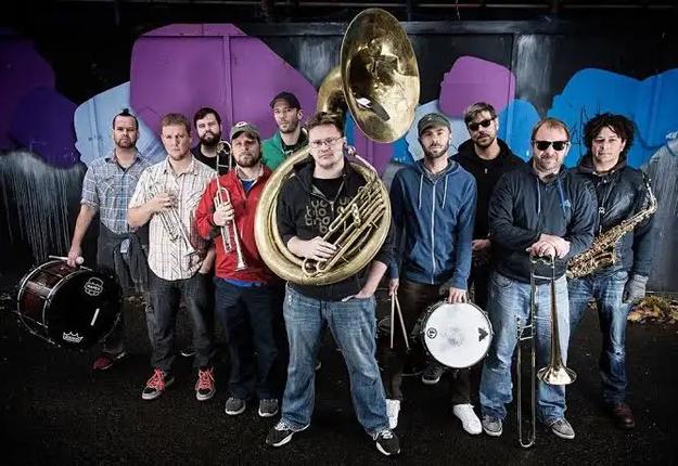 YOUNGBLOOD BRASS BAND